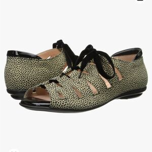 BeautiFeel Edyta Fisherman Leather Sandal in Black/Giraffe 8